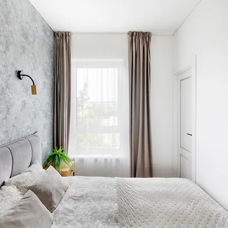 In The Center Of 公寓