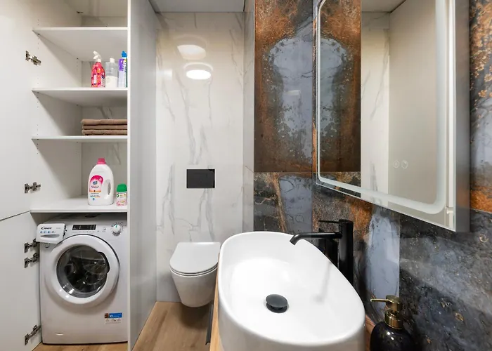 In The Center Of Appartement *