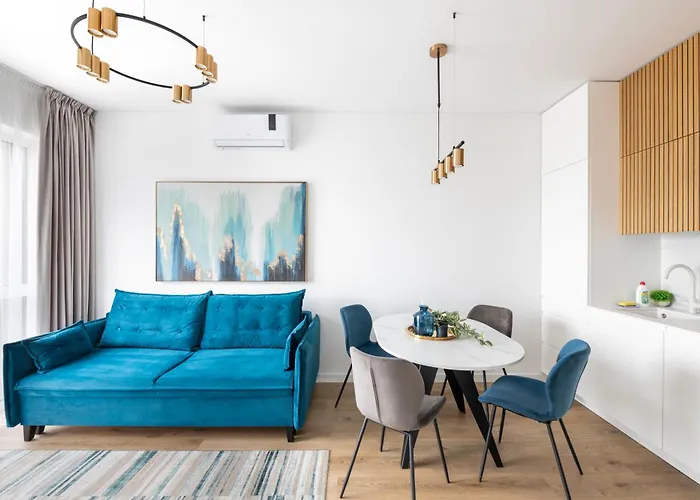 In The Center Of Appartement *